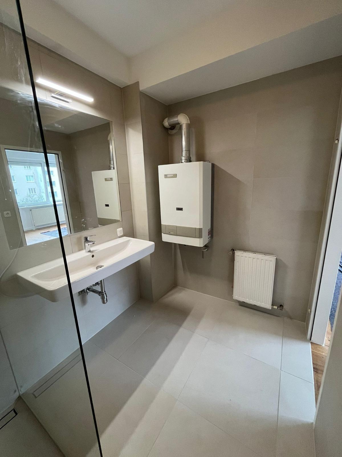 Bathroom view 4