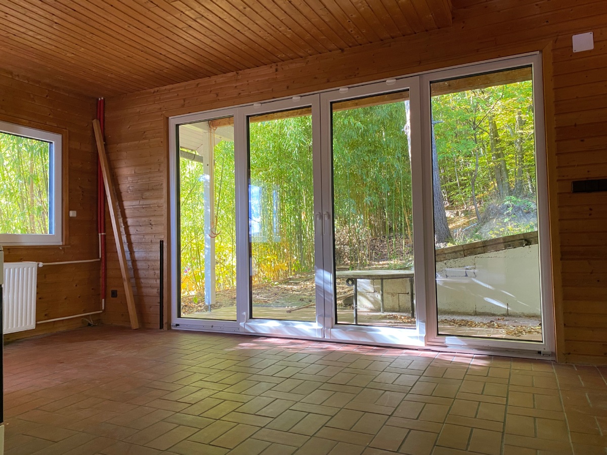 Interior view 2