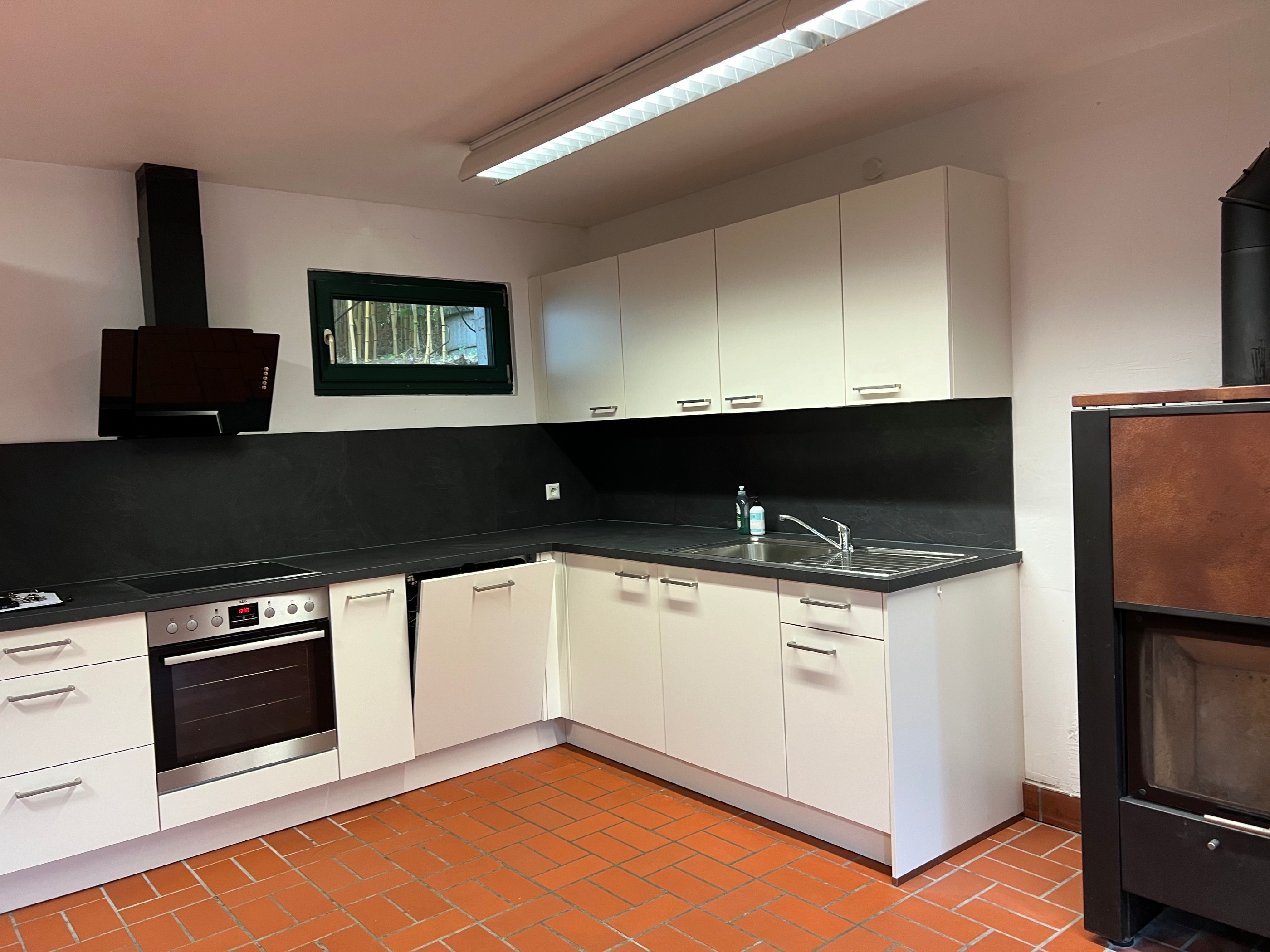Kitchen and living area 2